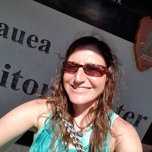 Meet your Posher, Melonie - Picture 13 of 16